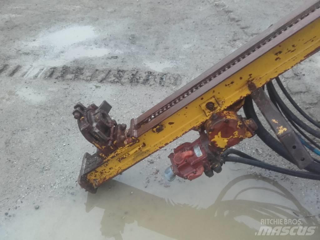 Atlas Copco ROC 301 Vertikaalsed puurmasinad