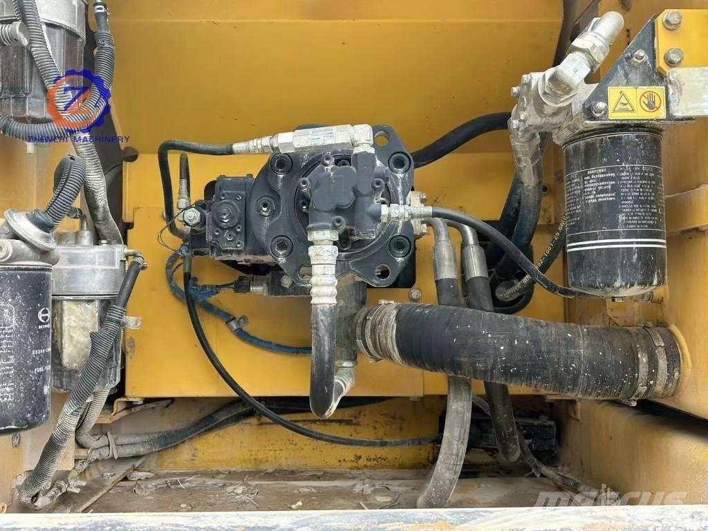 Kobelco SK 350-8 Roomikekskavaatorid