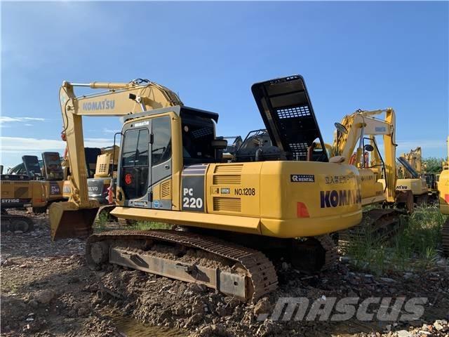 Komatsu PC 220-8MO Roomikekskavaatorid