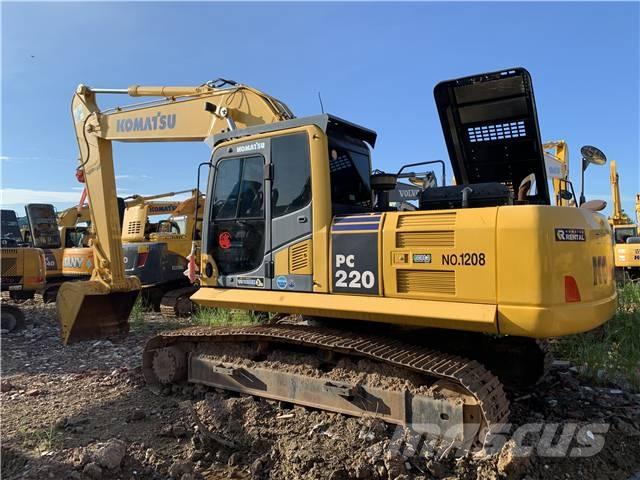 Komatsu PC 220-8MO Roomikekskavaatorid