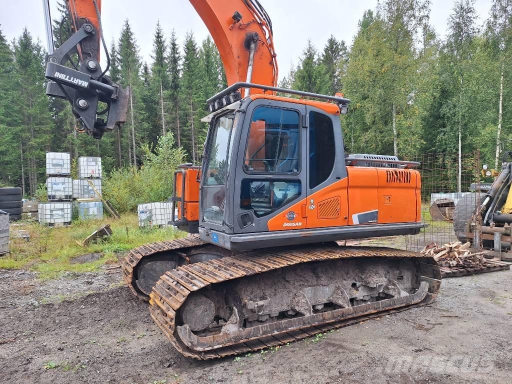 Doosan DX 180 -5 Roomikekskavaatorid
