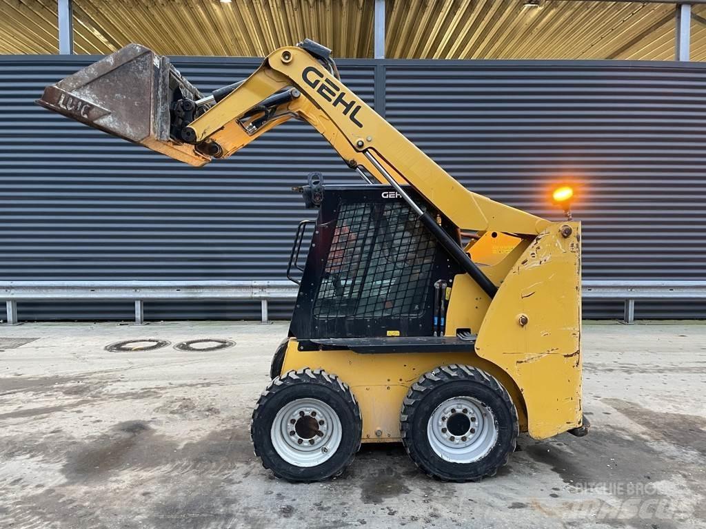Gehl R 165 Väljaveotraktorid
