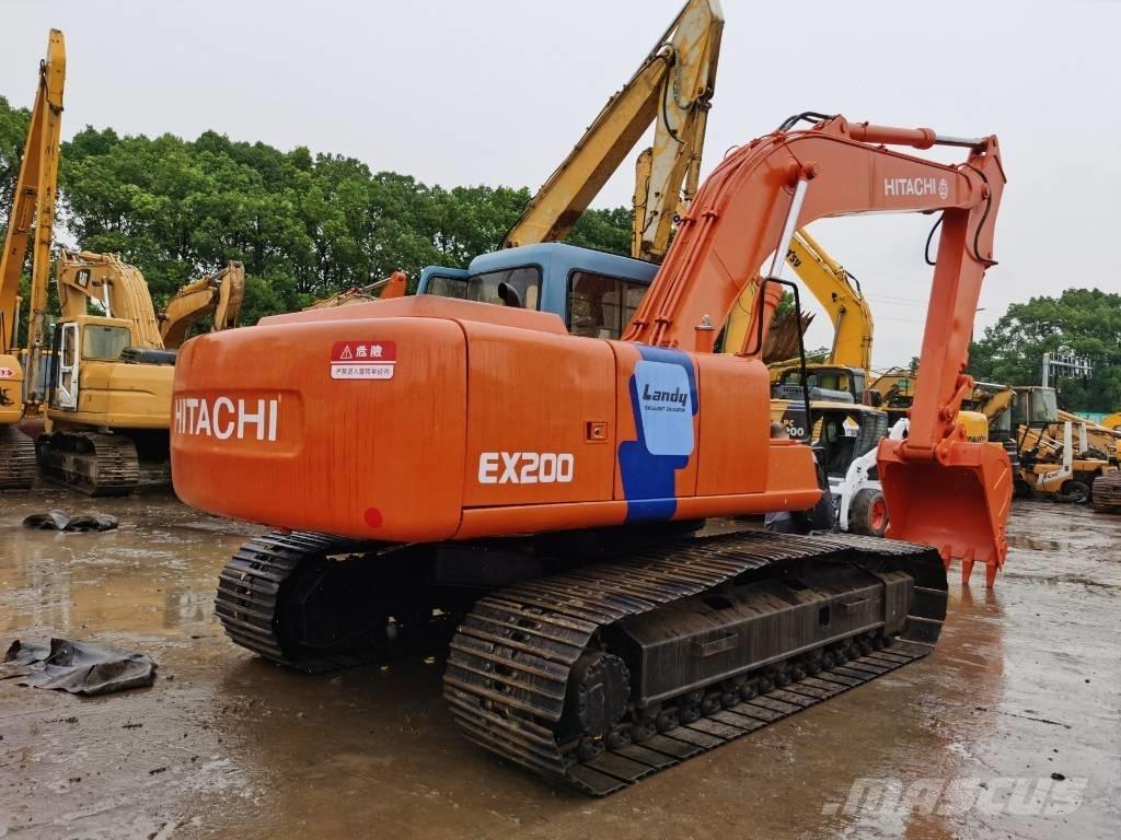 Hitachi EX 200-3 Roomikekskavaatorid