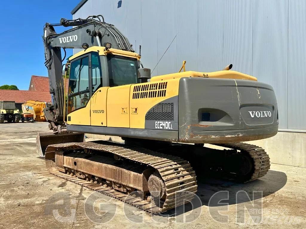 Volvo EC240CL Roomikekskavaatorid
