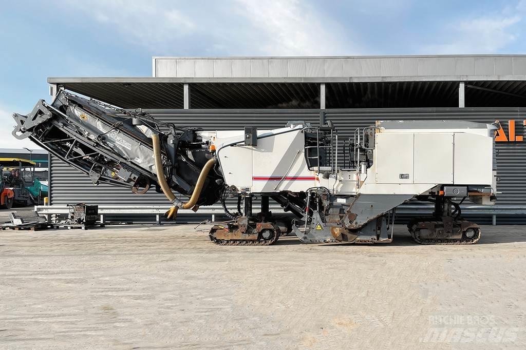 Wirtgen W 210 Asfaldi külmfreesimise masinad