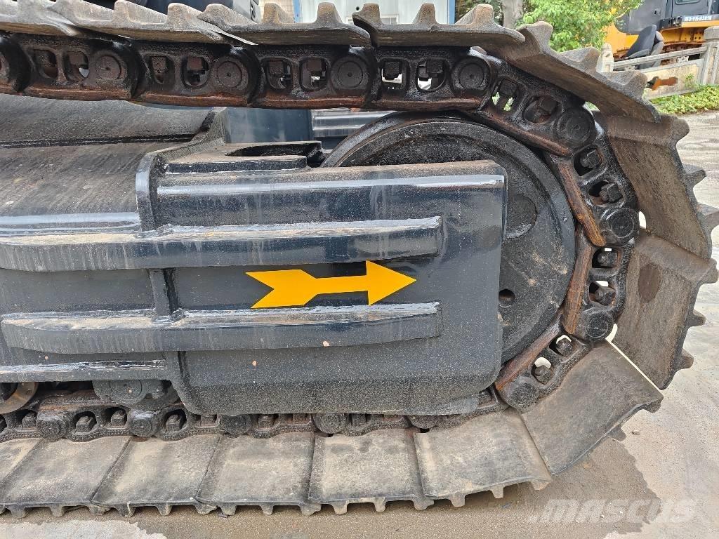 Hyundai R350L Roomikekskavaatorid