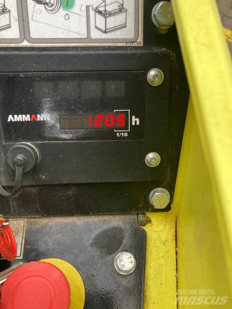 Ammann ARR 1585 Vibraatorid