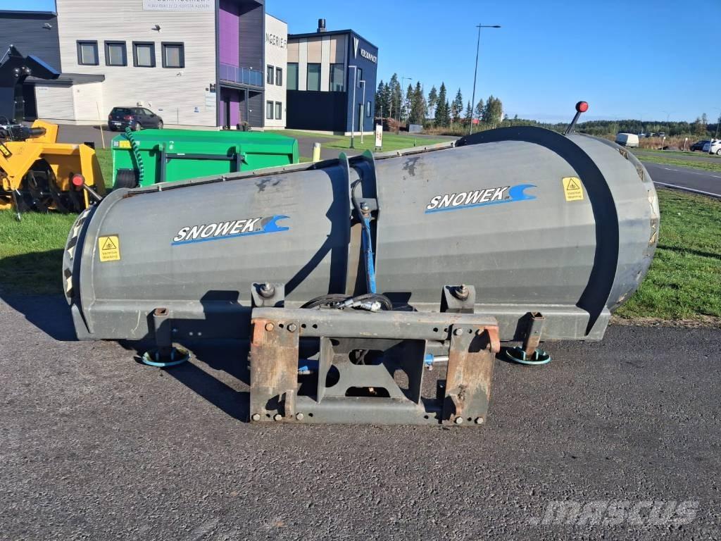 Snowek Alueaura 3200 Lumesahad