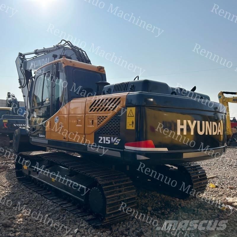 Hyundai 215 Roomikekskavaatorid