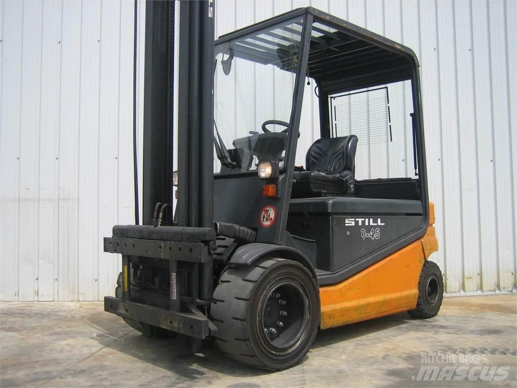 Still R60 45 Elektritõstukid