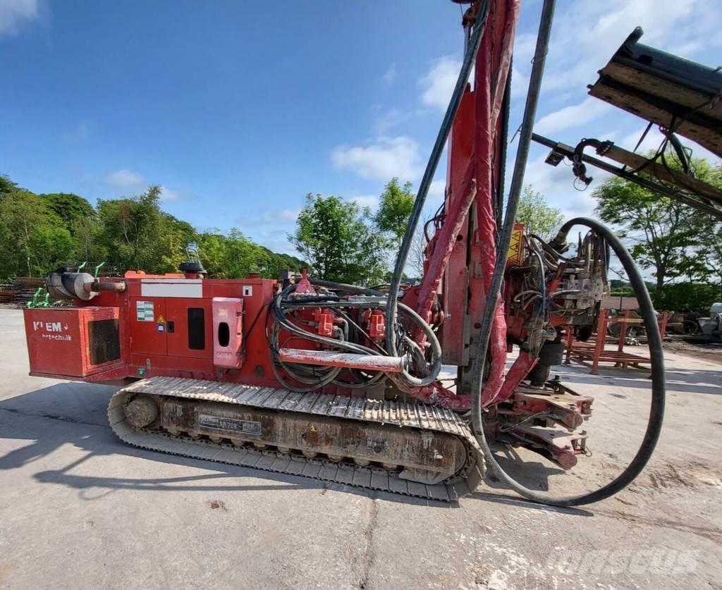 Klemm KR709 - 2 Raskepuurid