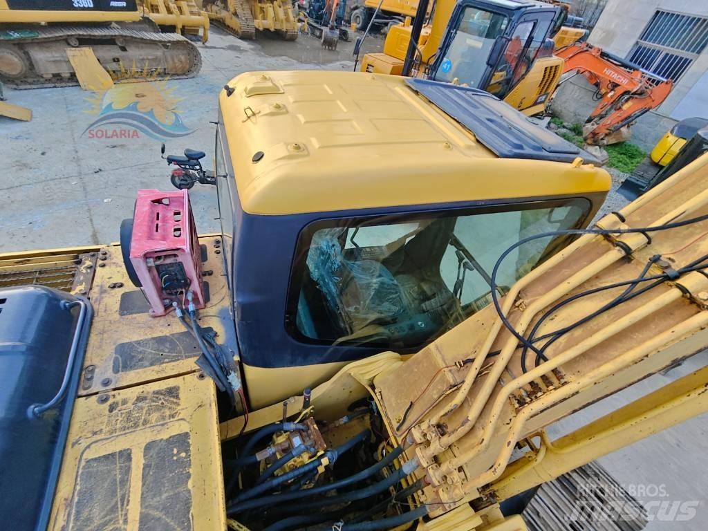 Komatsu PC 200-7 Roomikekskavaatorid