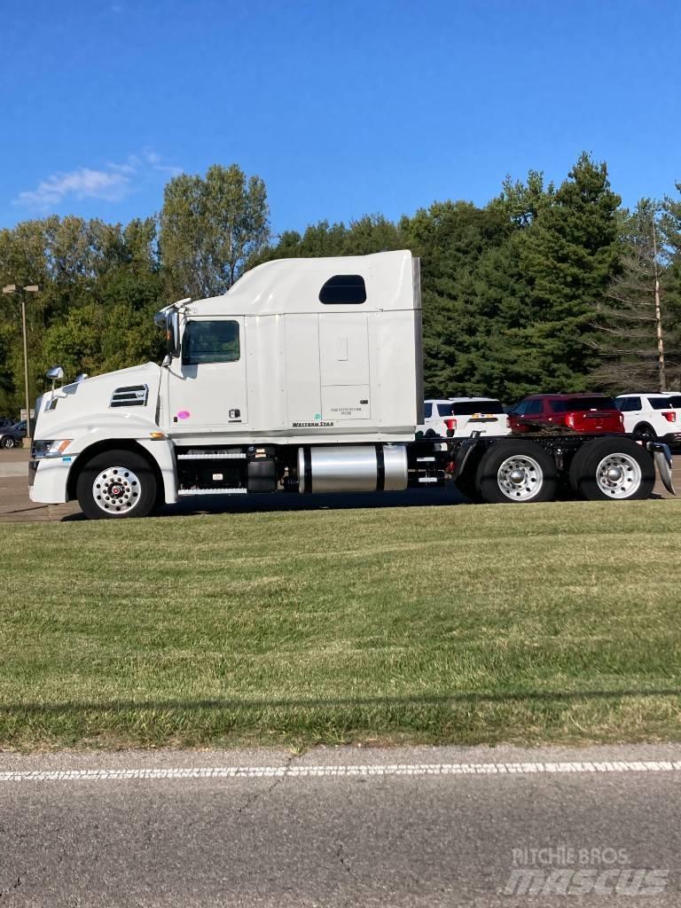 Western Star 5700 XE Sadulveokid