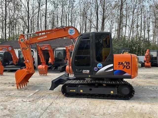 Hitachi ZX70 Roomikekskavaatorid