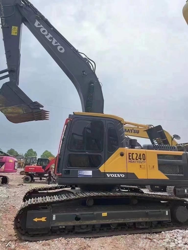 Volvo EC 240 C LD Roomikekskavaatorid