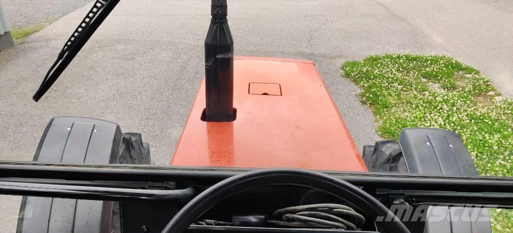 Fiatagri 82-94 DT Traktorid