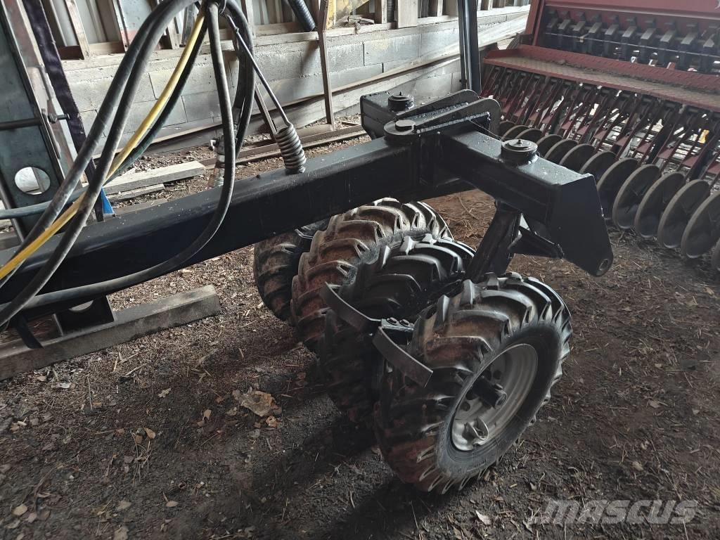 Junkkari 4000s Külvik-äkked