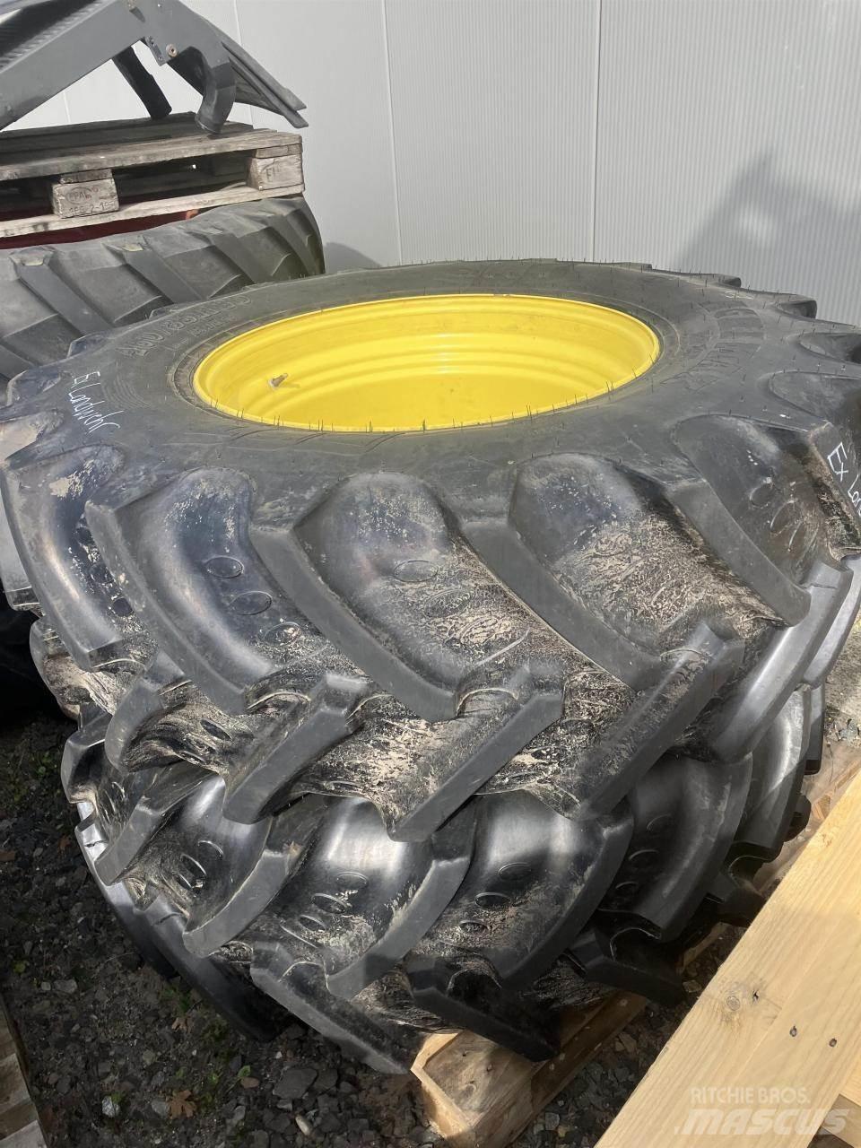 BKT 460/85R30 Rehvid, rattad ja veljed