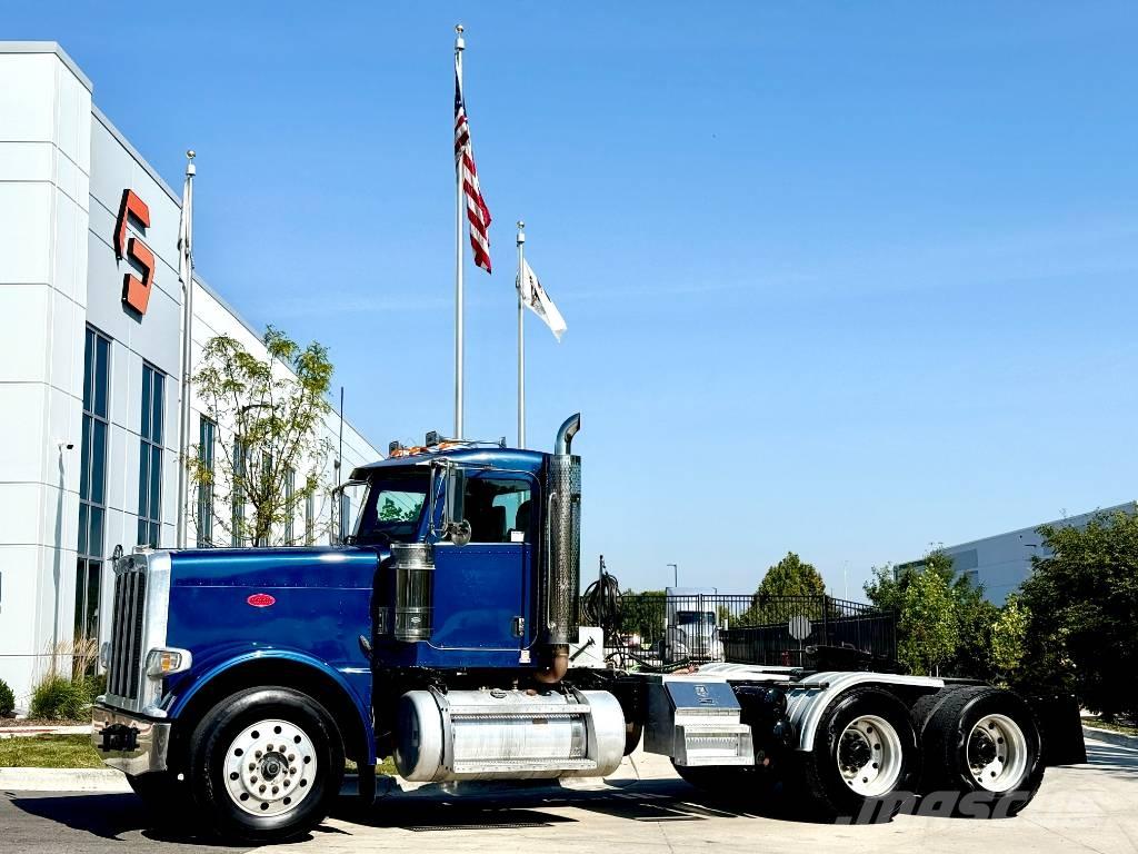 Peterbilt 388 Sadulveokid