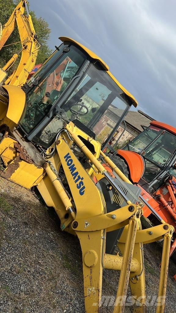 Komatsu WB 93 R Raamid