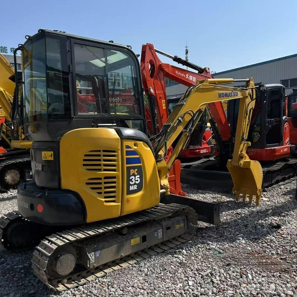 Komatsu 35 Roomikekskavaatorid
