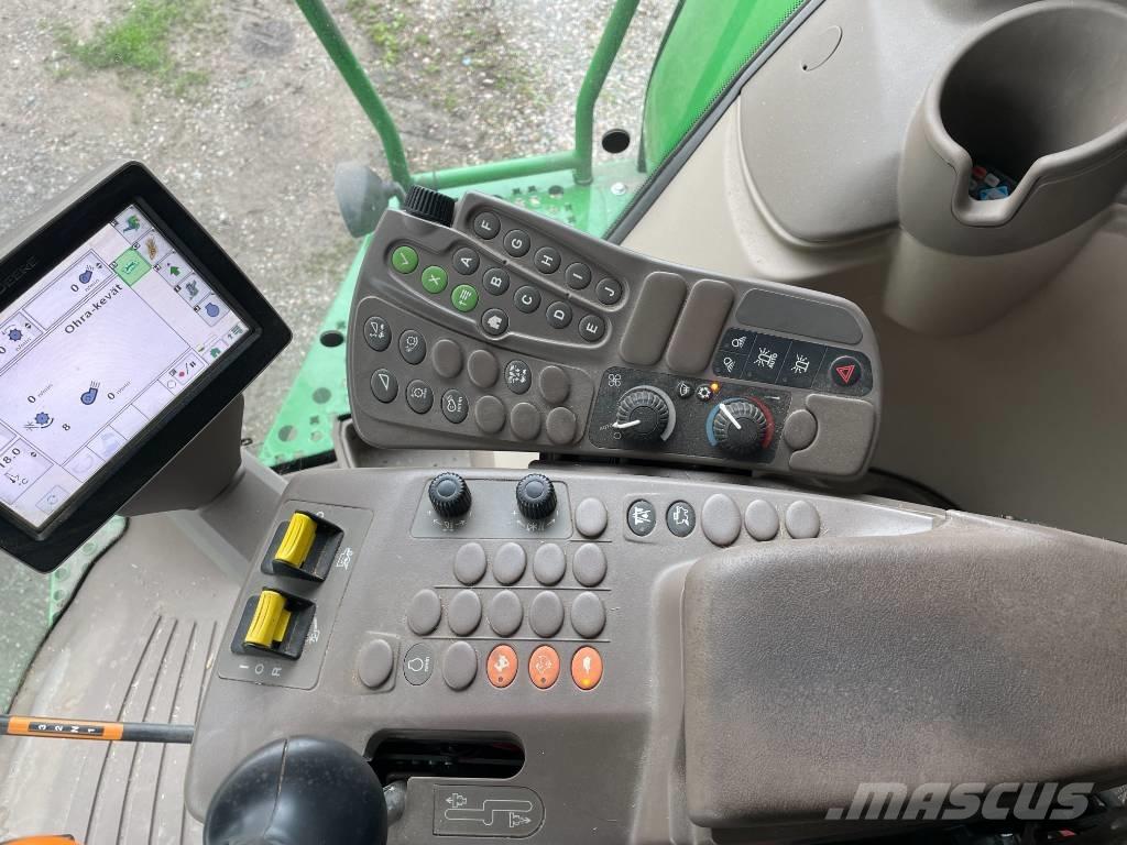 John Deere W540 Teraviljakombainid