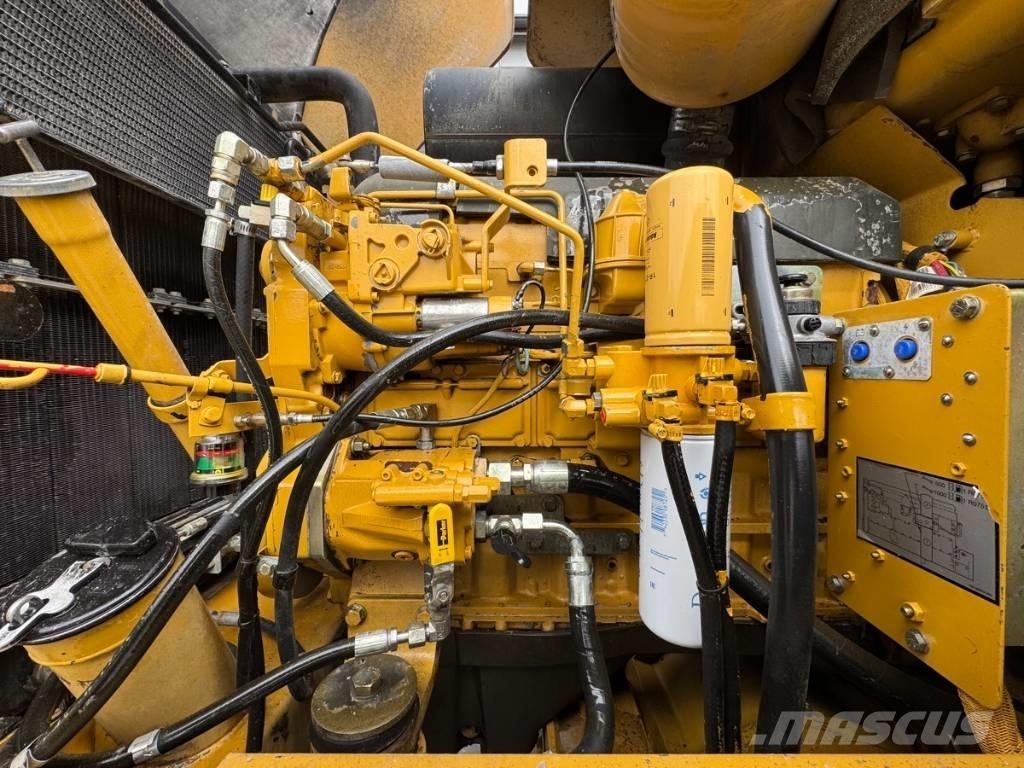 CAT 938 G Rataslaadurid
