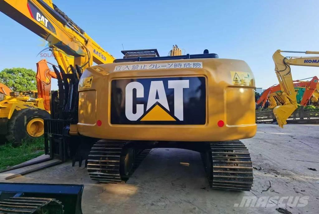 CAT 320d2 Roomikekskavaatorid