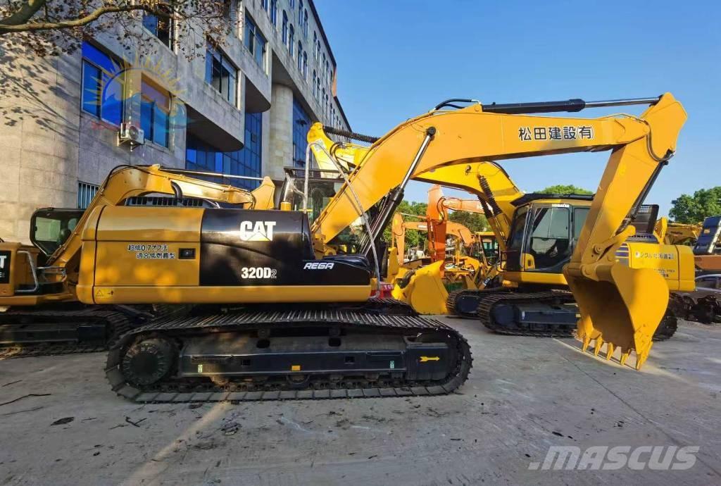 CAT 320d2 Roomikekskavaatorid
