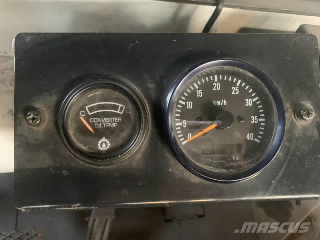 Nissan TD2500 V-2579 Lennujaama seadmed