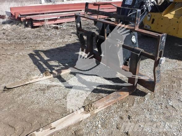CAT TH514C Teleskooplaadurid