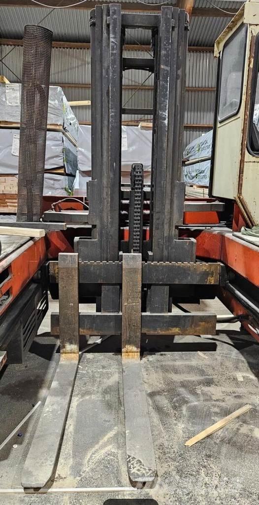 Kalmar DFQ 40 Külglaadurid