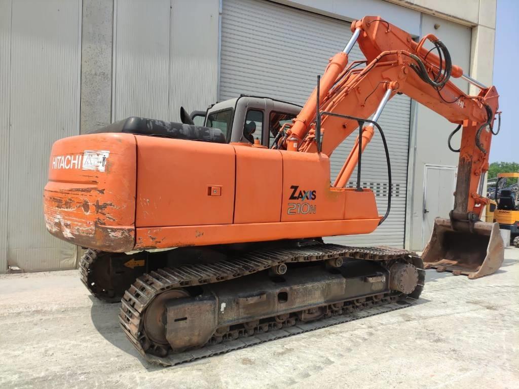 Hitachi ZX210N Roomikekskavaatorid