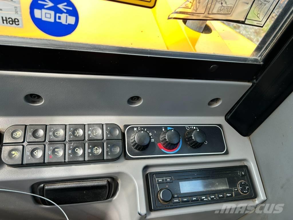 JCB 48 Z-1 Miniekskavaatorid < 7 t