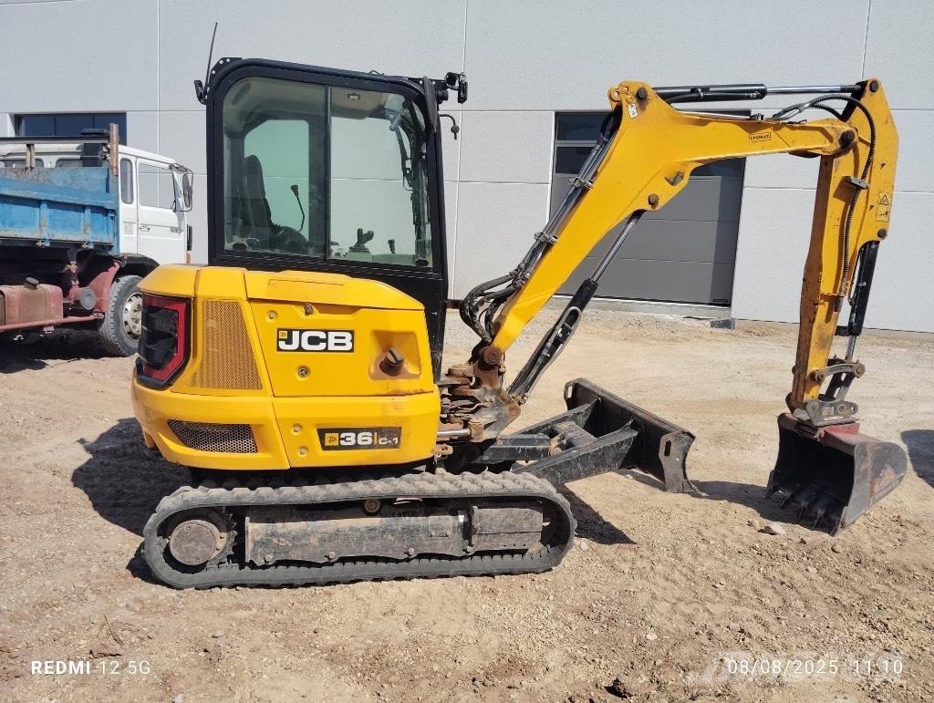 JCB 36 C-1 Roomikekskavaatorid