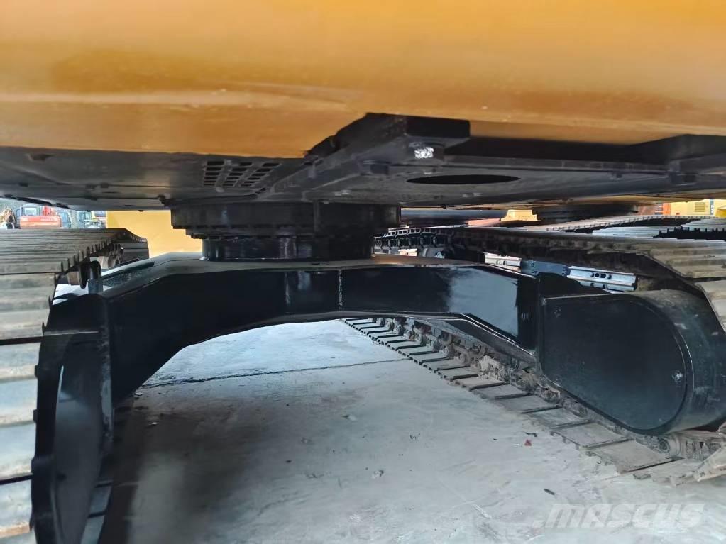 Sany SY 135 C Roomikekskavaatorid