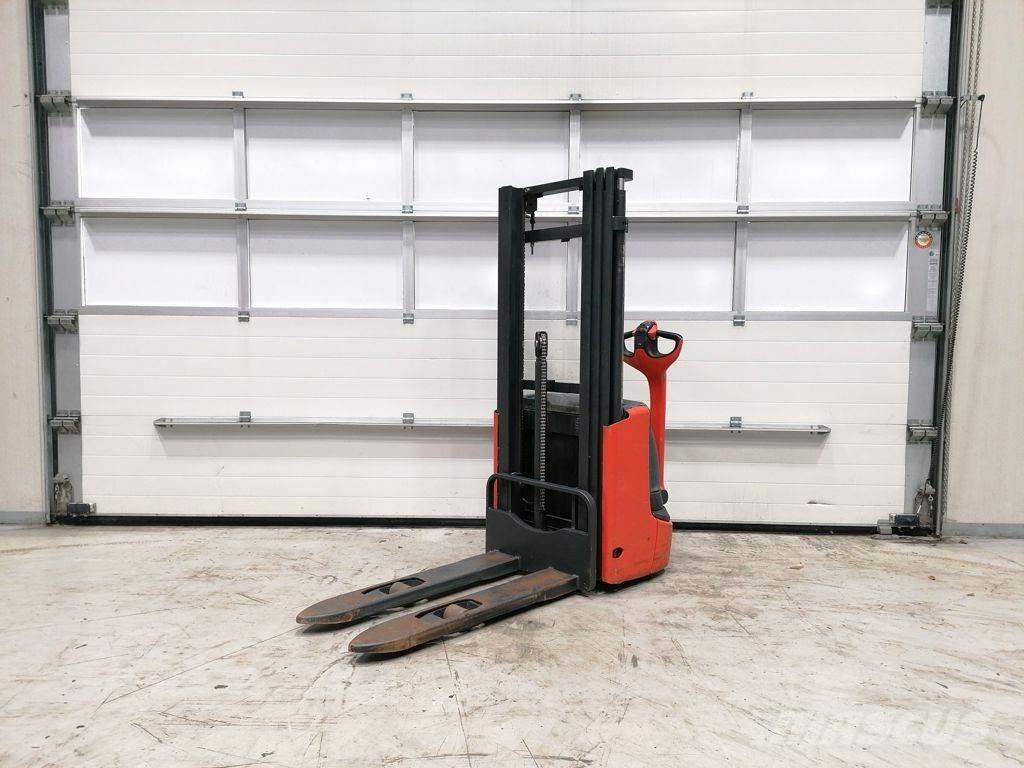 Linde L10 Järelkäidavad virnastajad