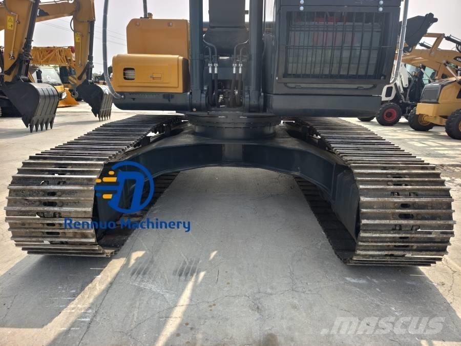 Hyundai R220LC-9S Roomikekskavaatorid