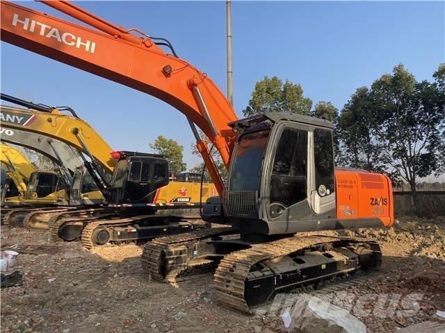 Hitachi ZX200 Roomikekskavaatorid