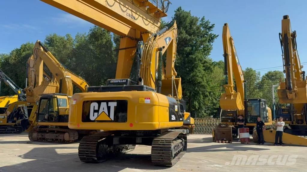 CAT 325 D L Roomikekskavaatorid
