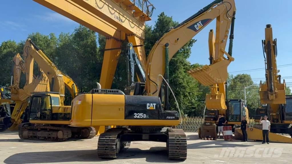 CAT 325 D L Roomikekskavaatorid