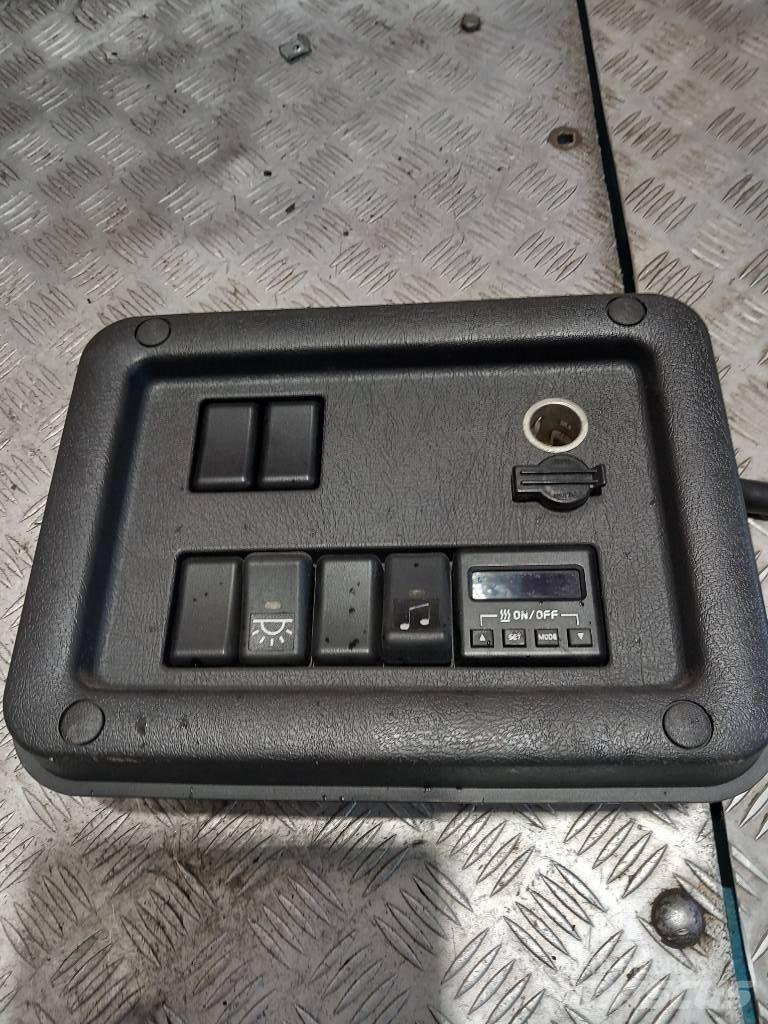 Volvo FH 12    20576730 Kabiinid