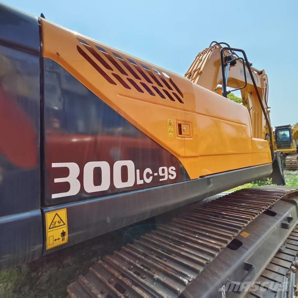 Hyundai R300LC-9S Roomikekskavaatorid