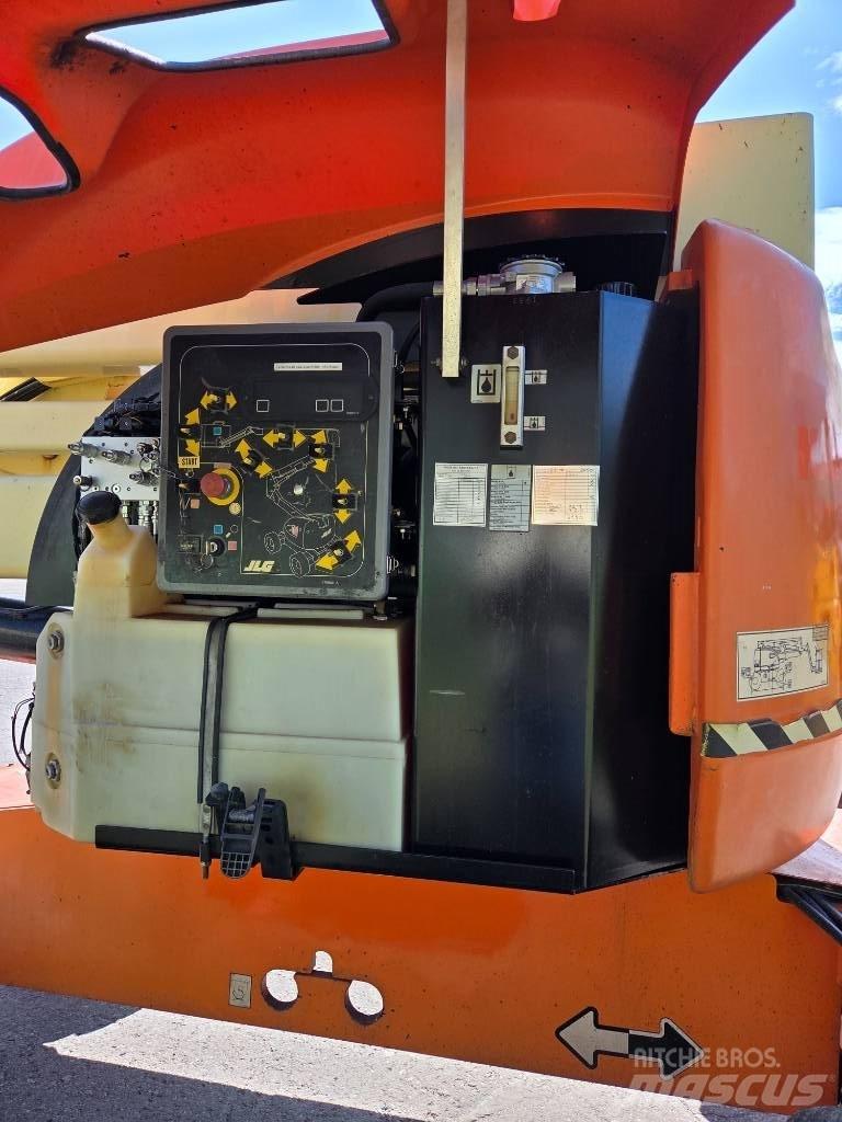 JLG 510 AJ Iseliikuvad poomtõstukid