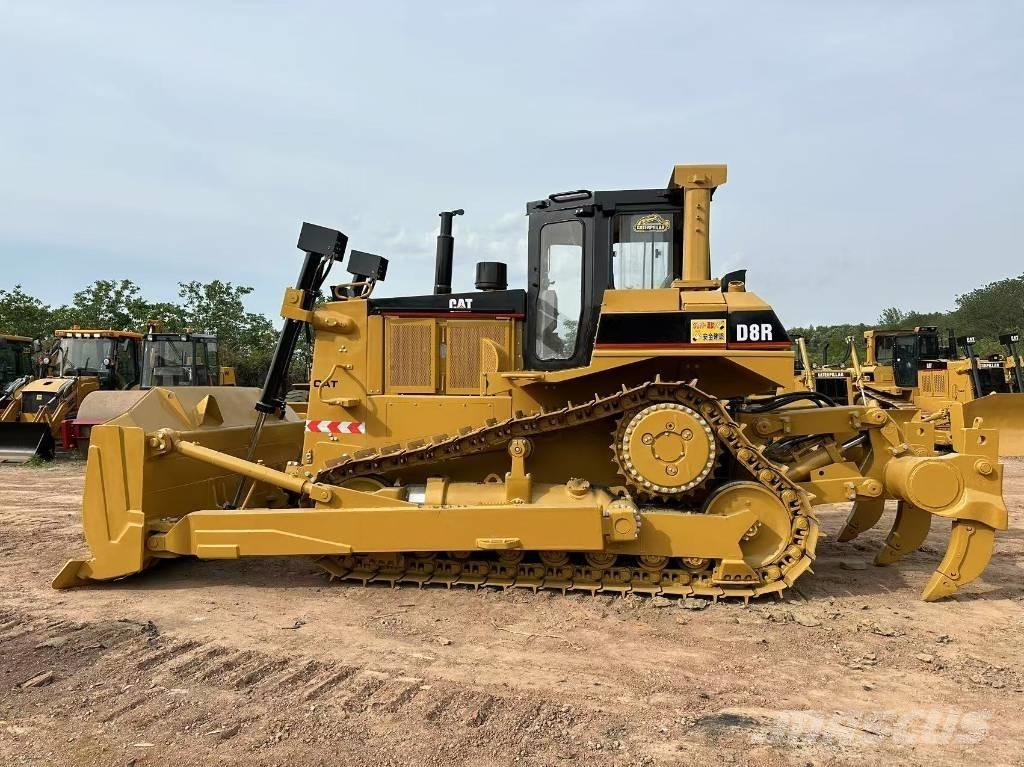CAT D8R Buldooserid
