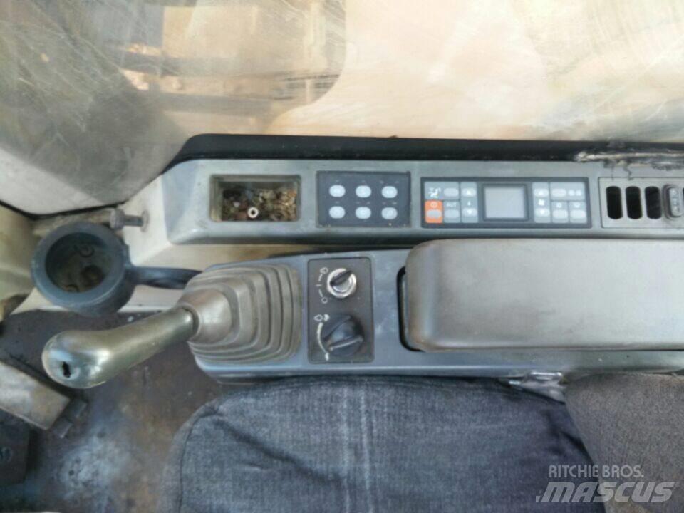 CAT 330 C Roomikekskavaatorid