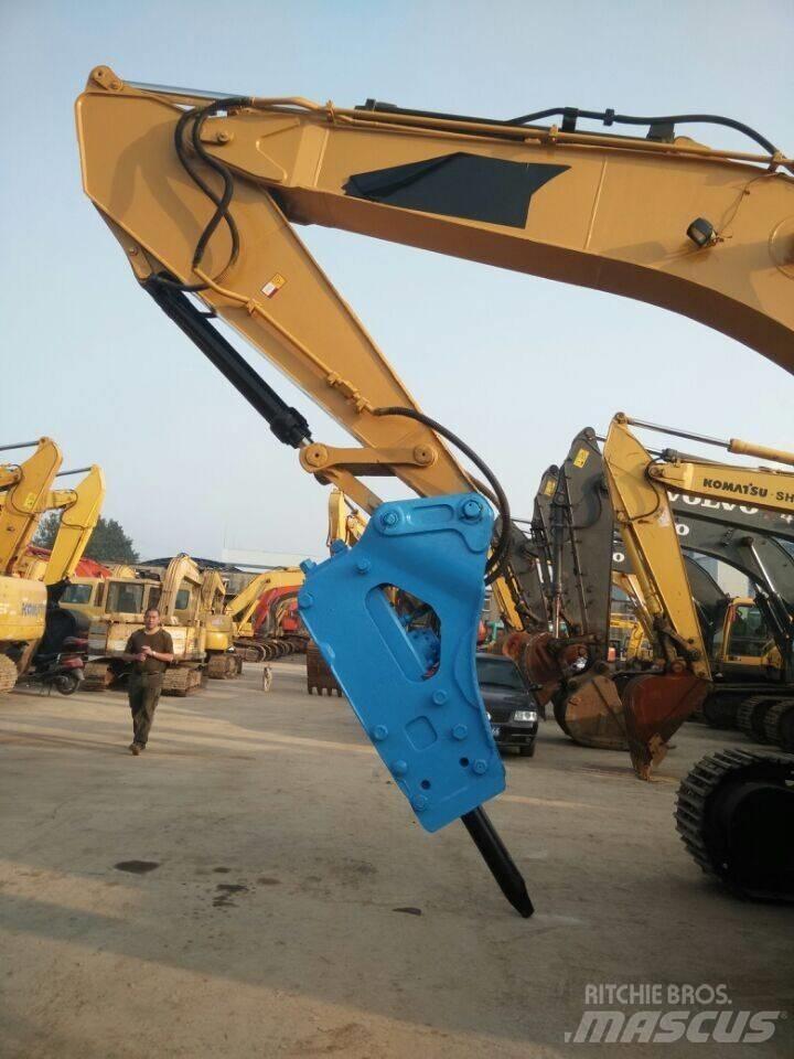 CAT 330 C Roomikekskavaatorid