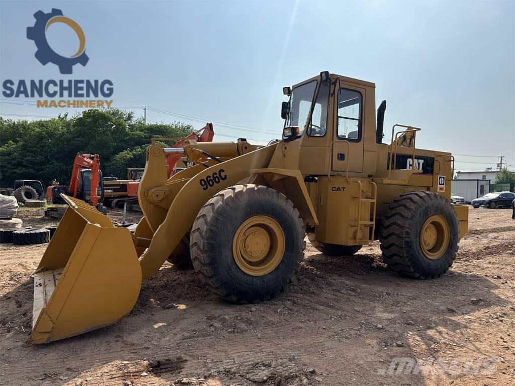CAT 966 C Rataslaadurid