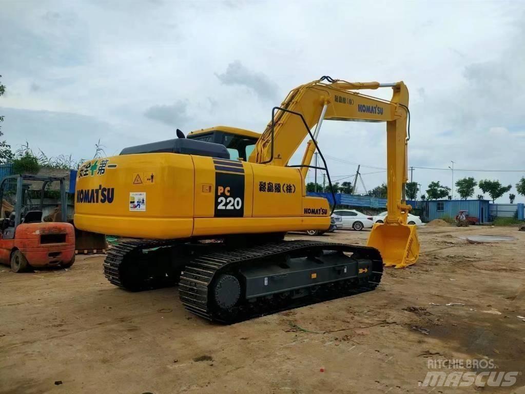Komatsu pc220-7 Roomikekskavaatorid