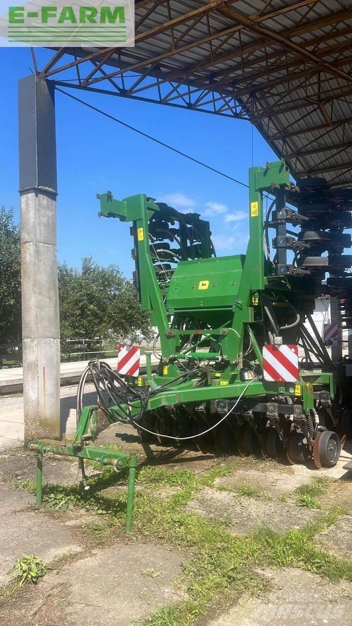 John Deere 750 A Täppiskülvikud